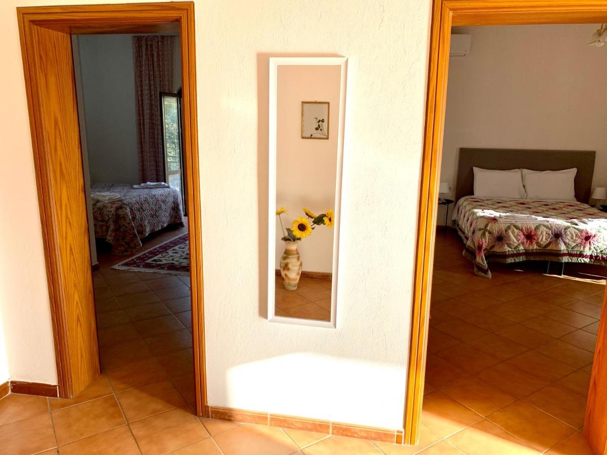 Guesthouse Villa Rosa Berat Esterno foto