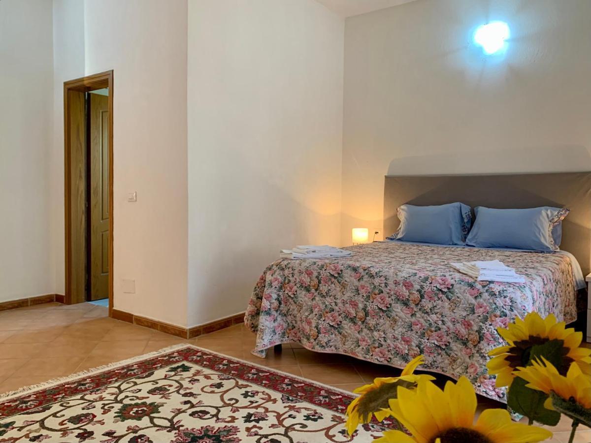 Guesthouse Villa Rosa Berat Esterno foto