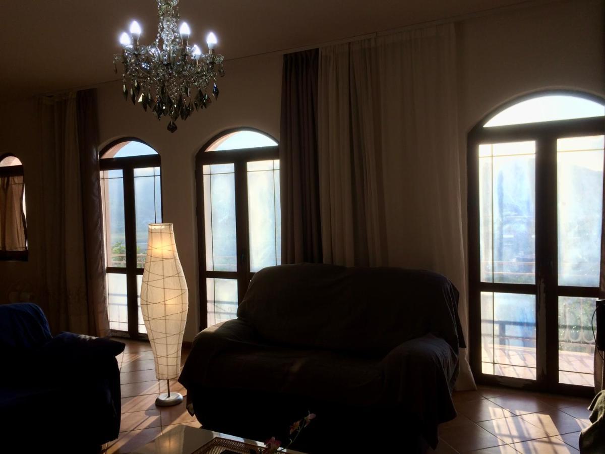 Guesthouse Villa Rosa Berat Esterno foto