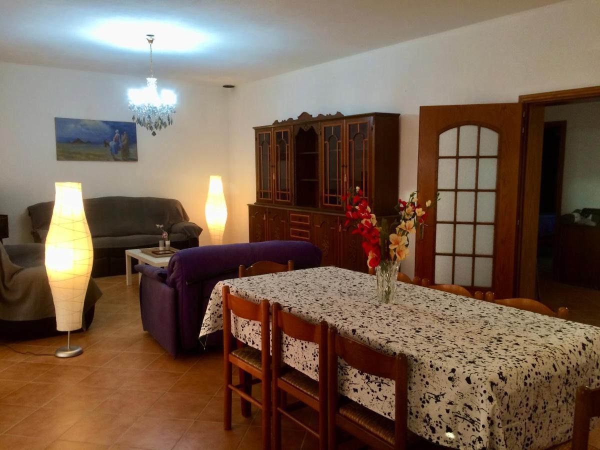 Guesthouse Villa Rosa Berat Esterno foto