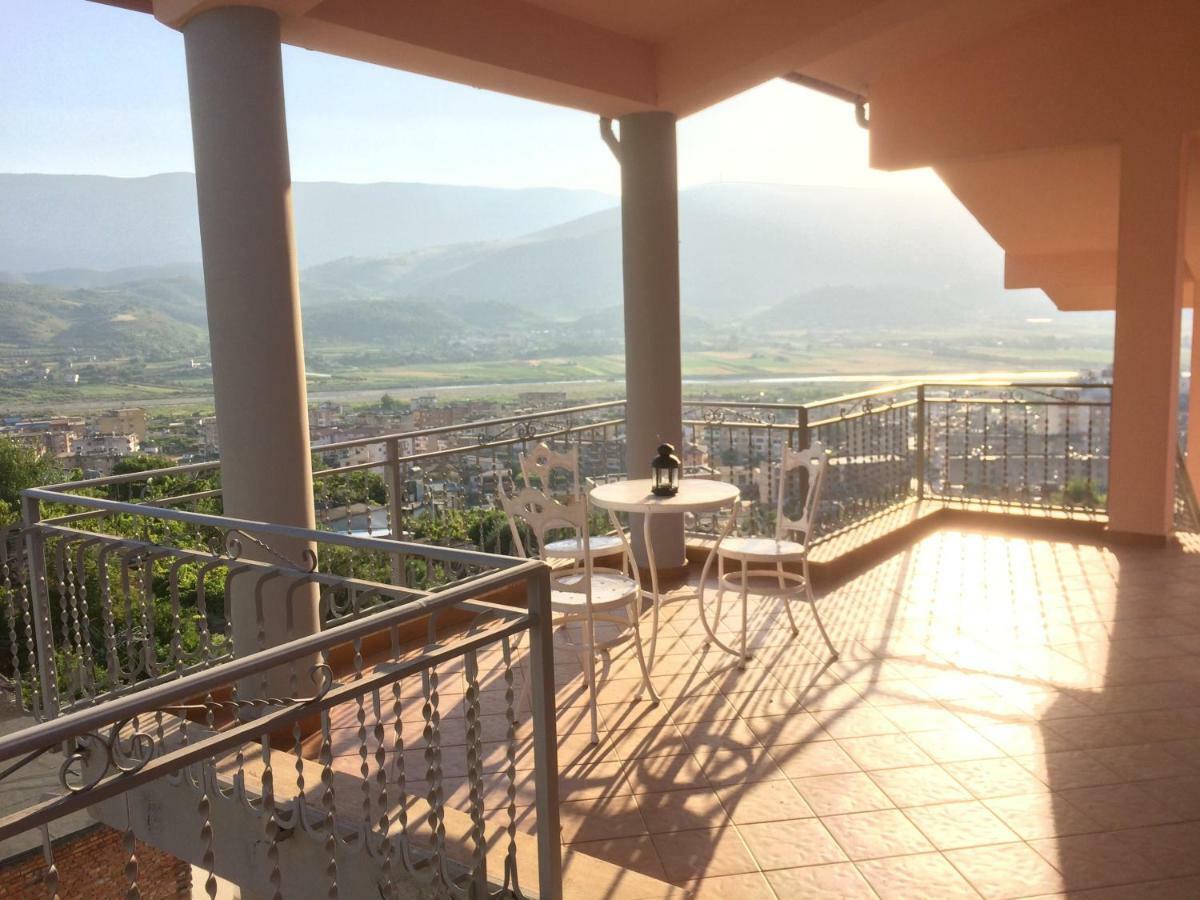 Guesthouse Villa Rosa Berat Esterno foto