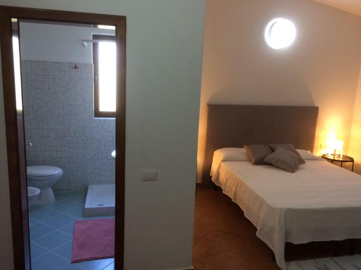 Guesthouse Villa Rosa Berat Esterno foto