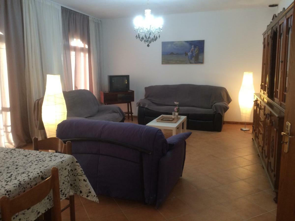 Guesthouse Villa Rosa Berat Esterno foto